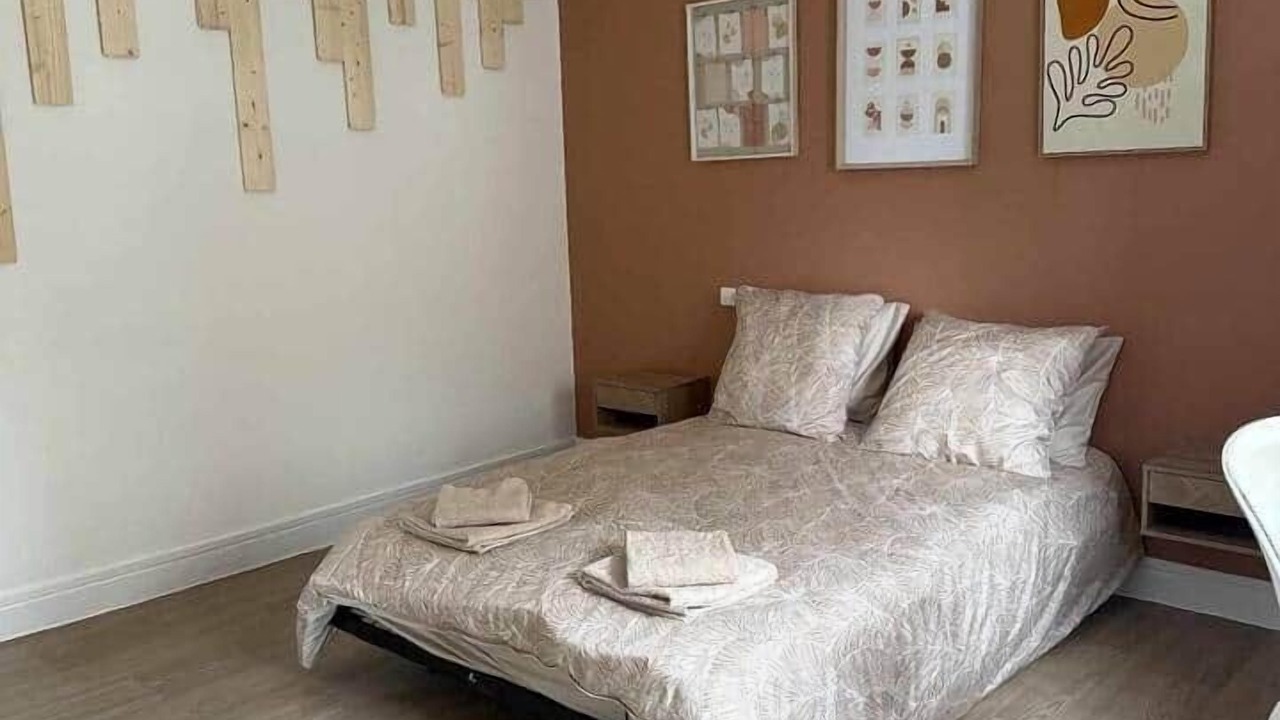 Photo of Bedroom in Homecourt