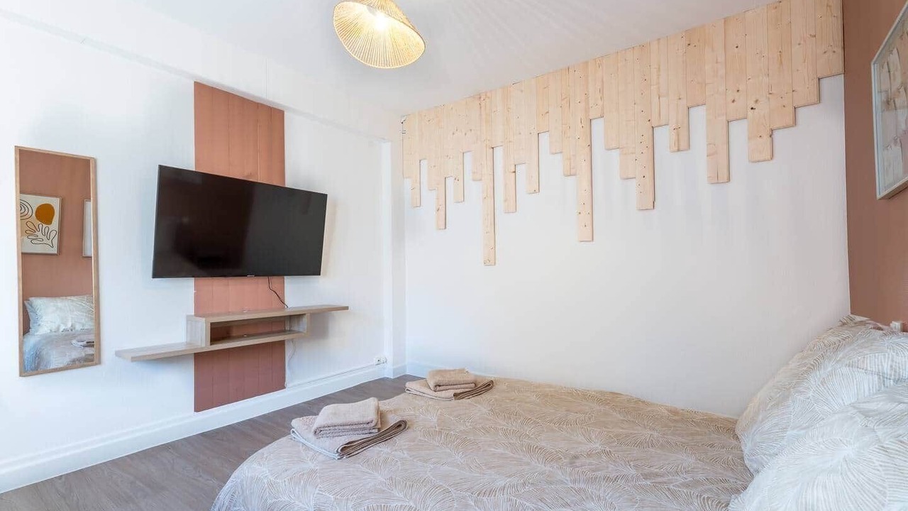 Photo of Bedroom in Homecourt