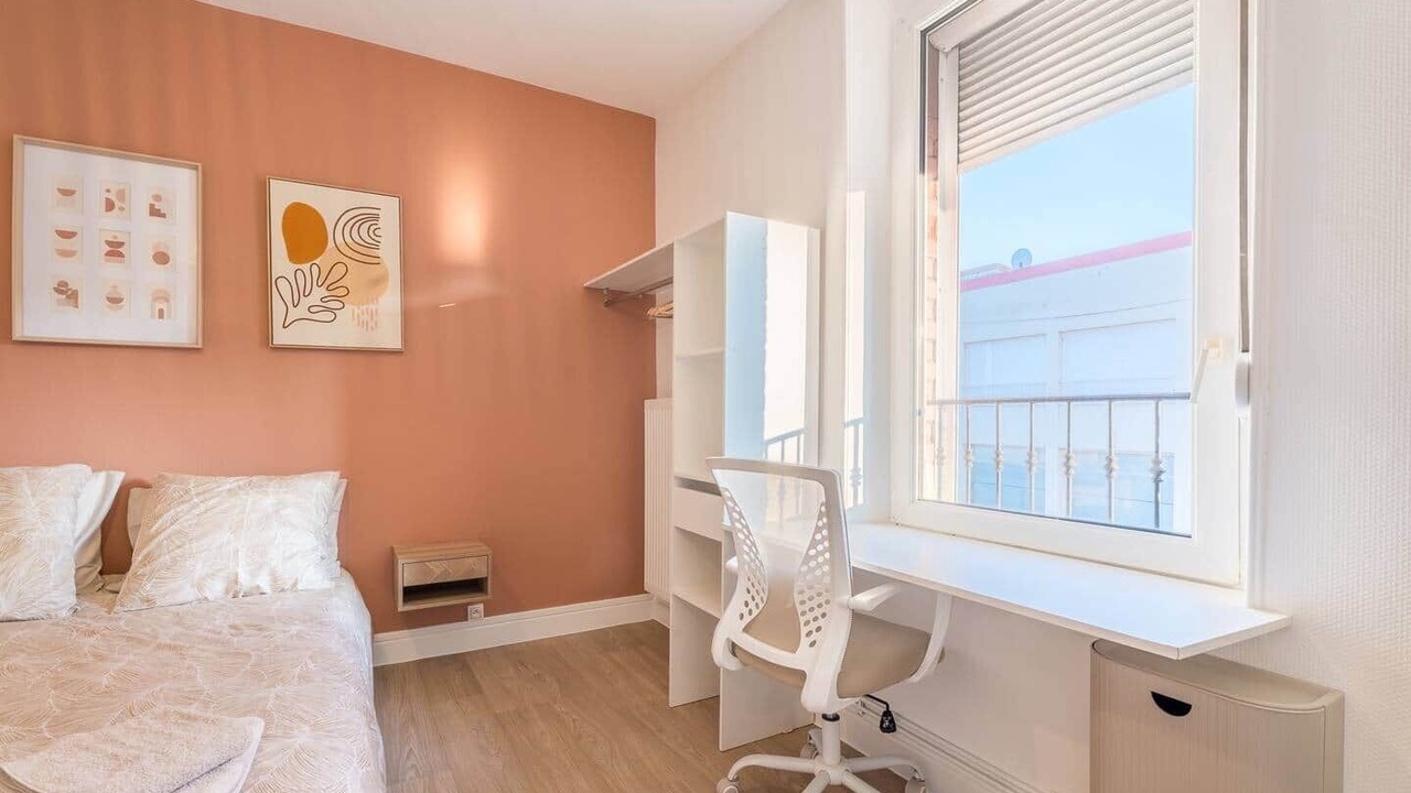 Photo of Bedroom in Homecourt