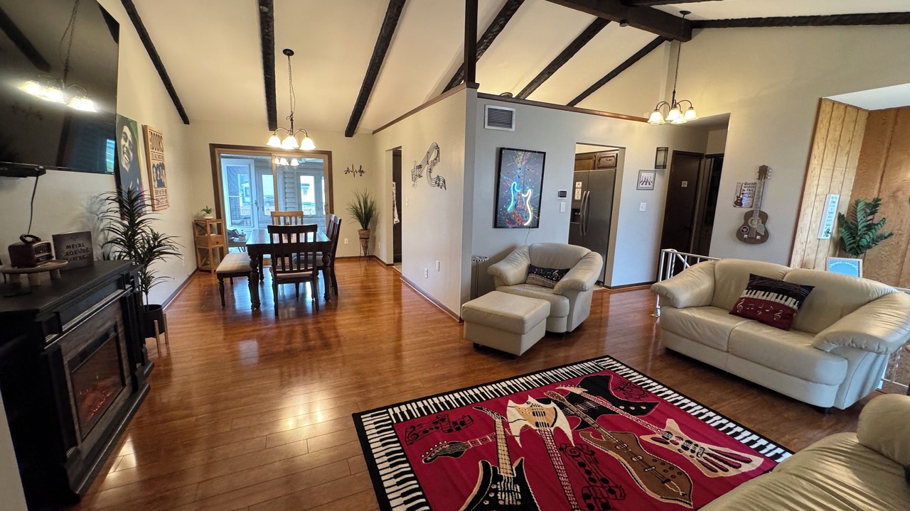 Photo of Livingroom in Newark