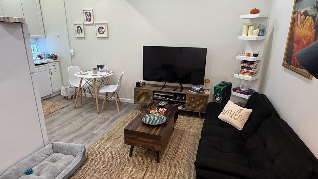 Photo of Livingroom in Centereach