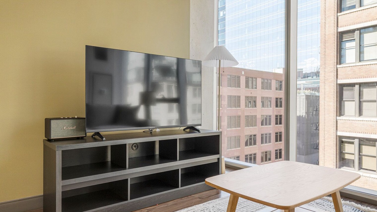 Photo of Others in West Loop Gate