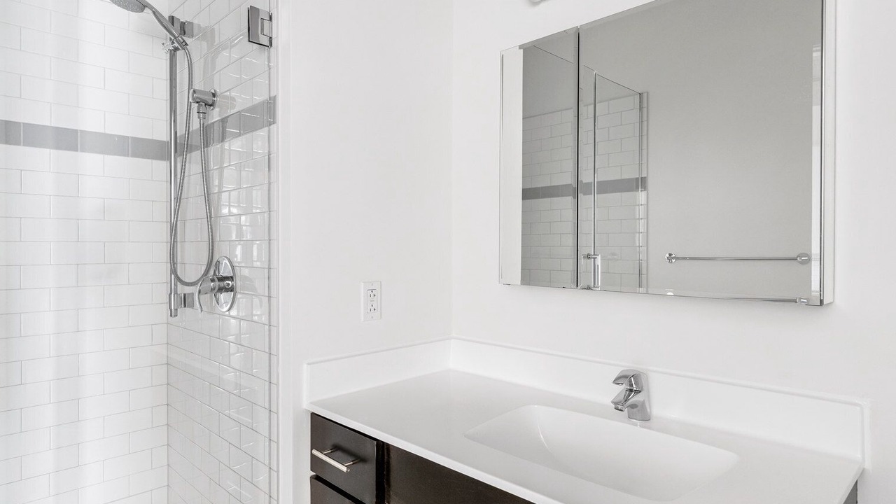 Photo of Bathroom in West Loop Gate