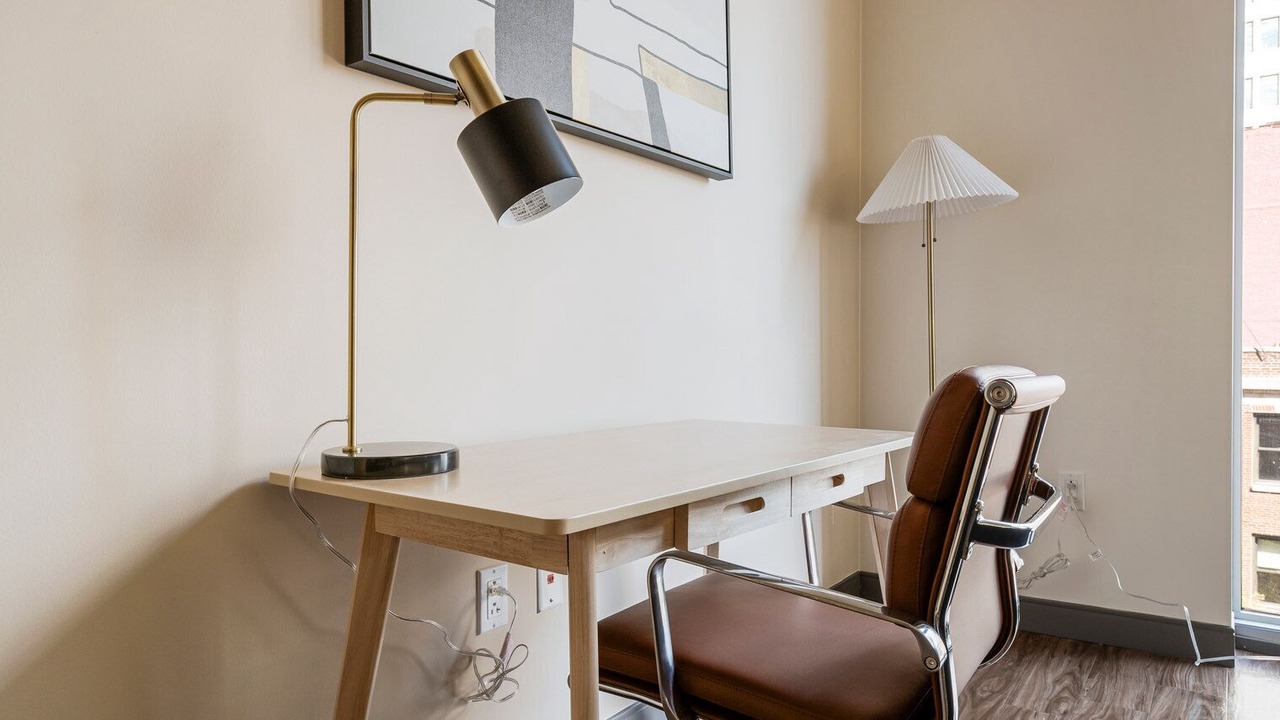 Photo of Others in West Loop Gate