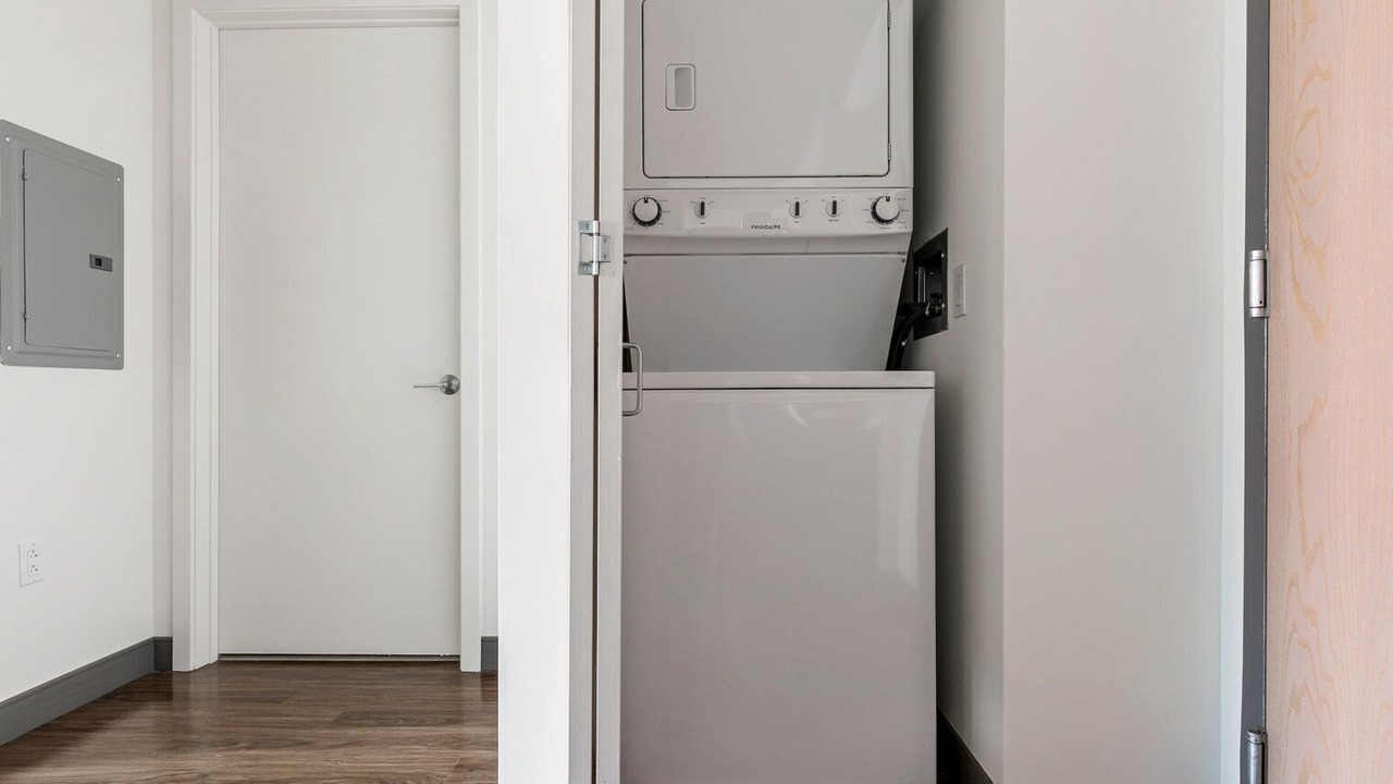 Photo of Others in West Loop Gate