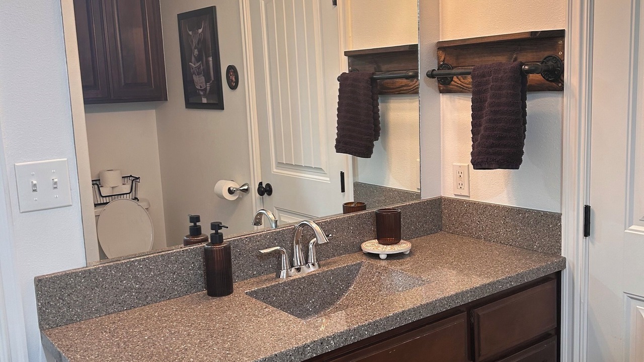 Photo of Bathroom in Pryor