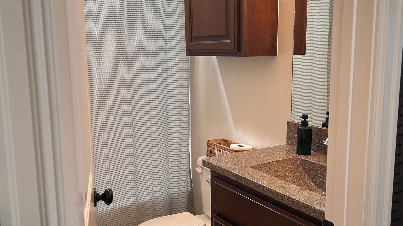 Photo of Bathroom in Pryor