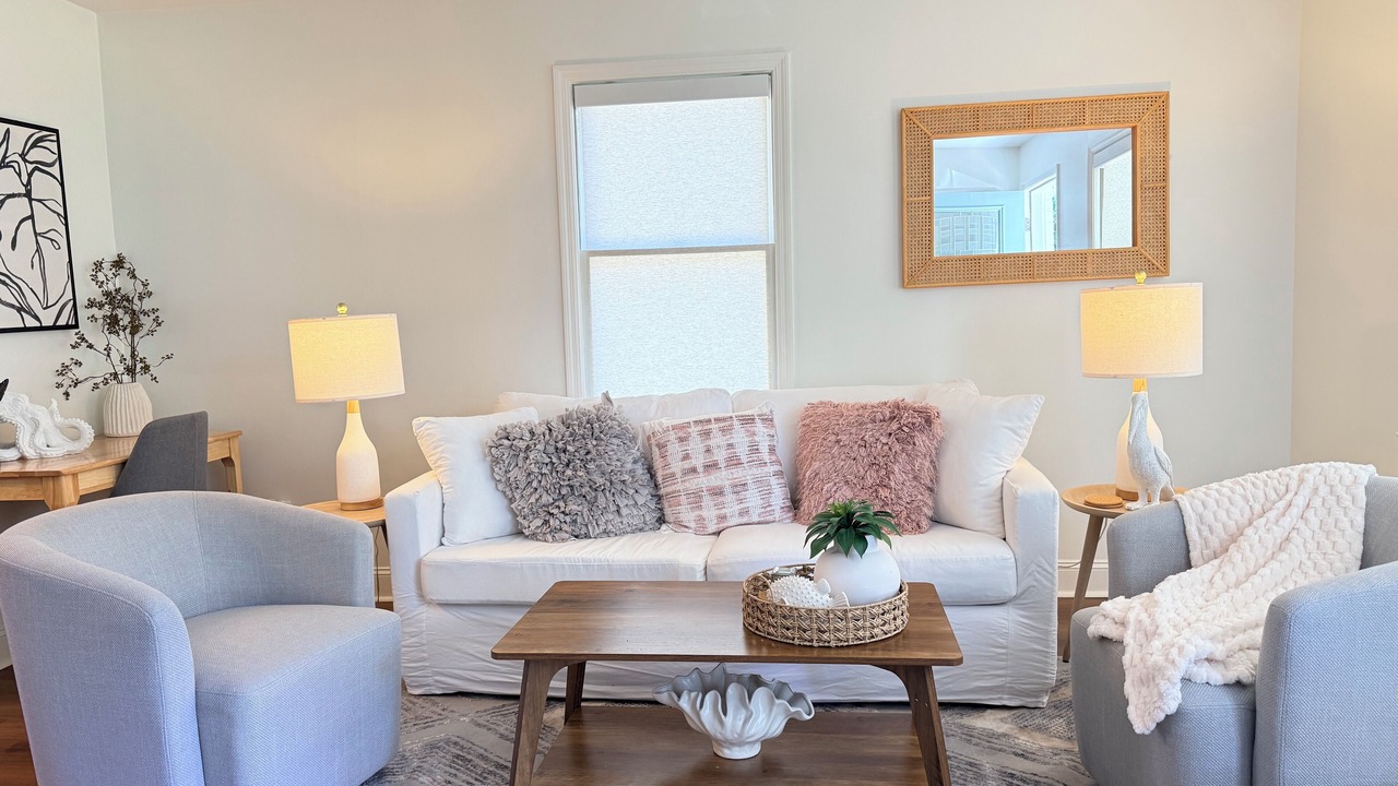 Photo of Livingroom in Goose Creek