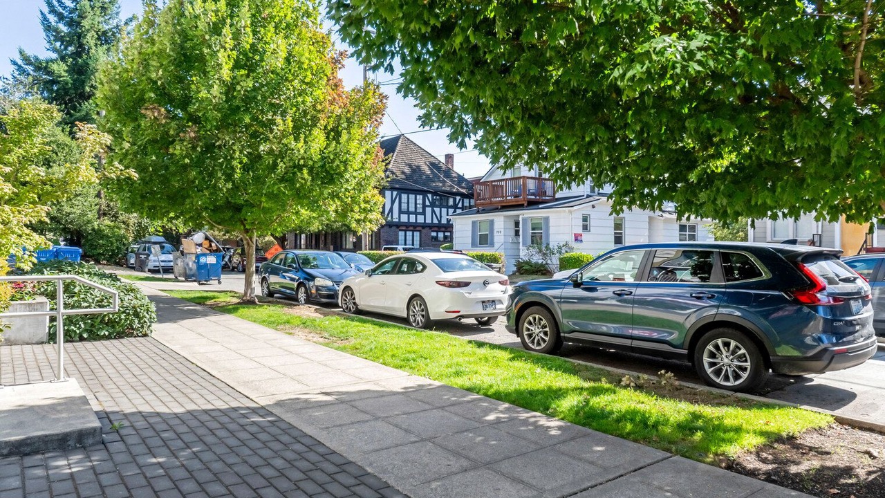 Photo of Outdoor in University District