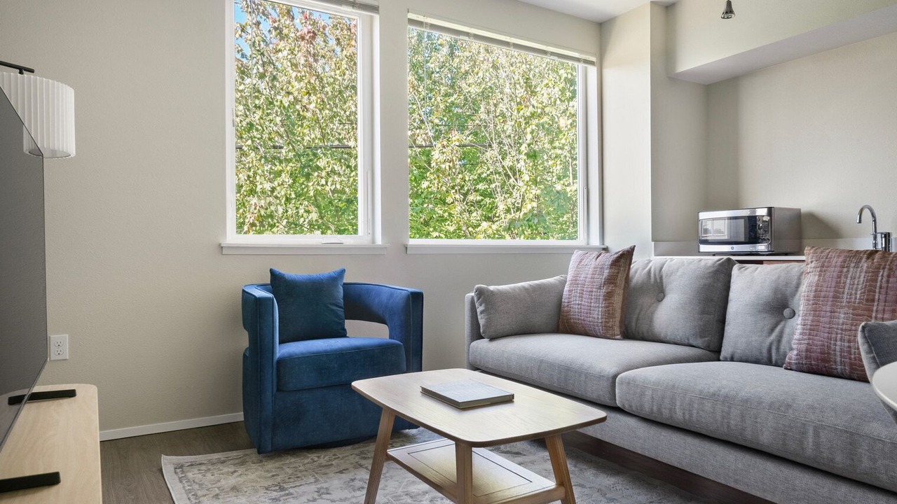 Photo of Livingroom in University District