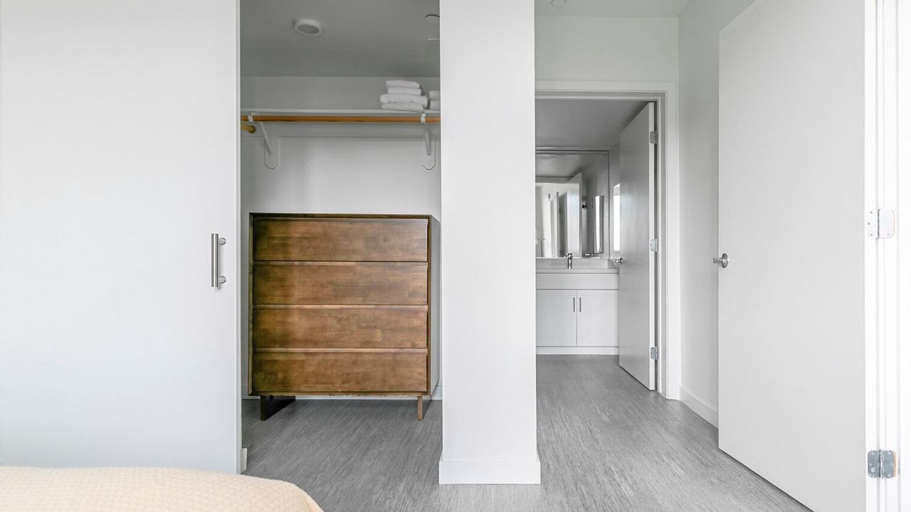 Photo of Bedroom in Downtown Berkeley