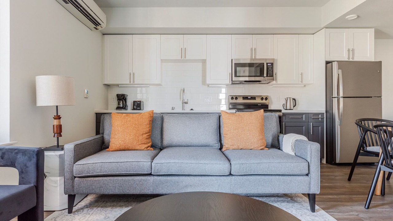 Photo of Livingroom in Downtown Berkeley