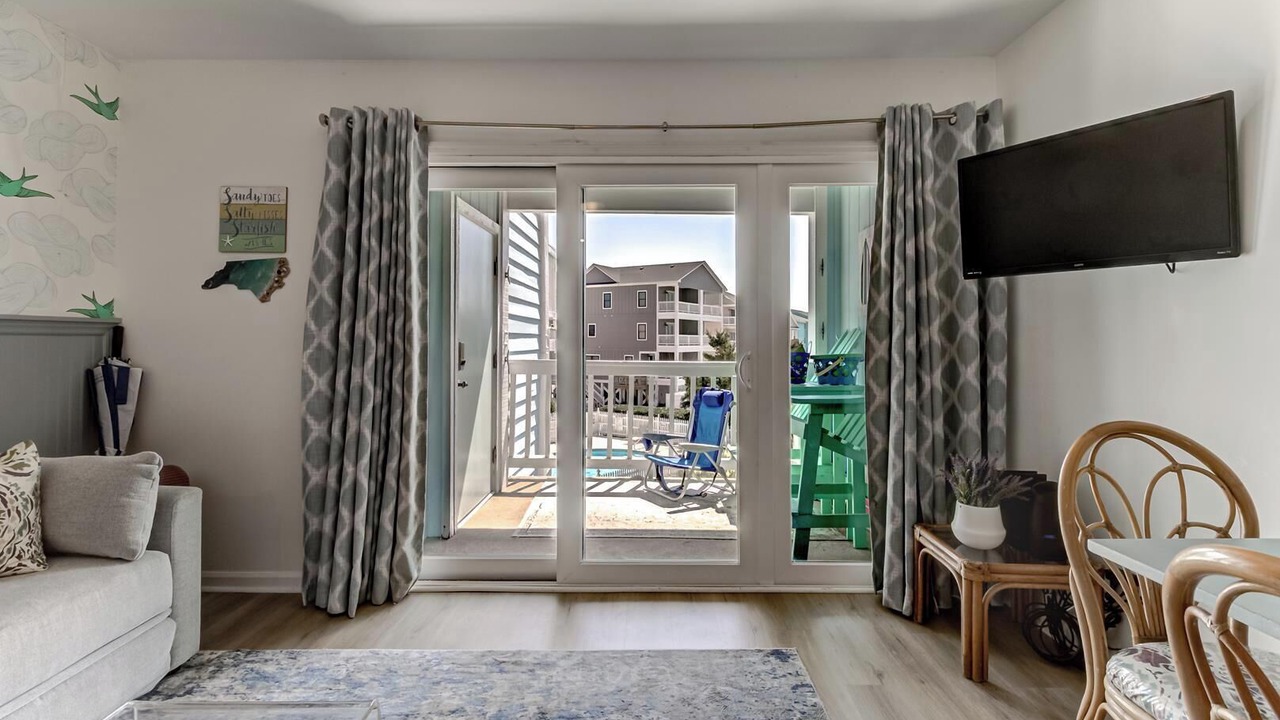 Photo of Livingroom in North Carolina Coast