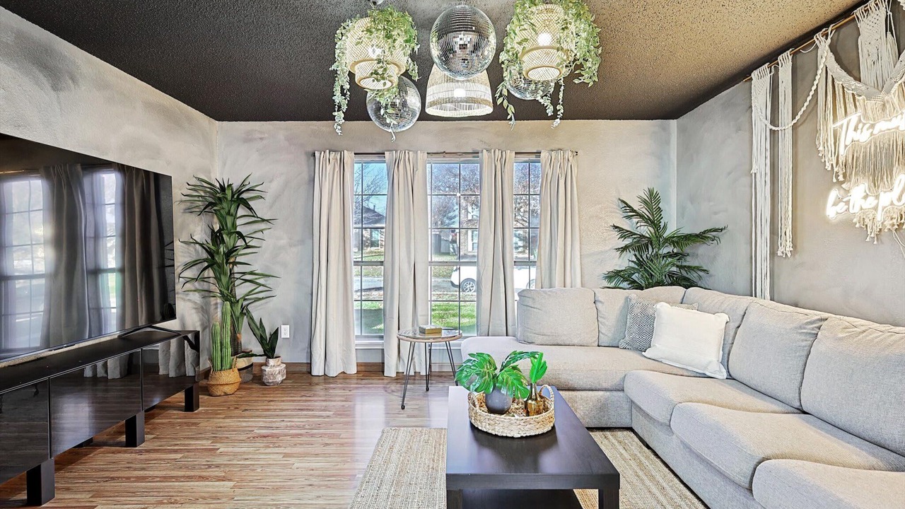 Photo of Livingroom in DeSoto