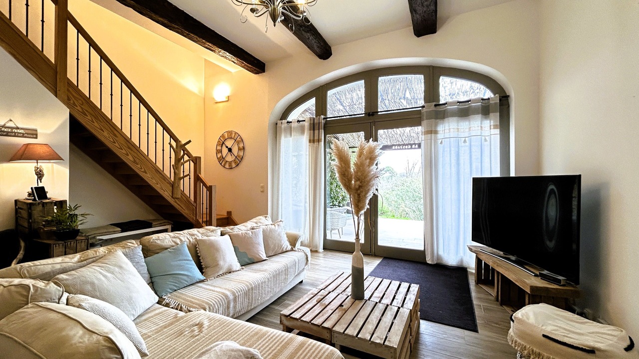 Photo of Livingroom in Quarante