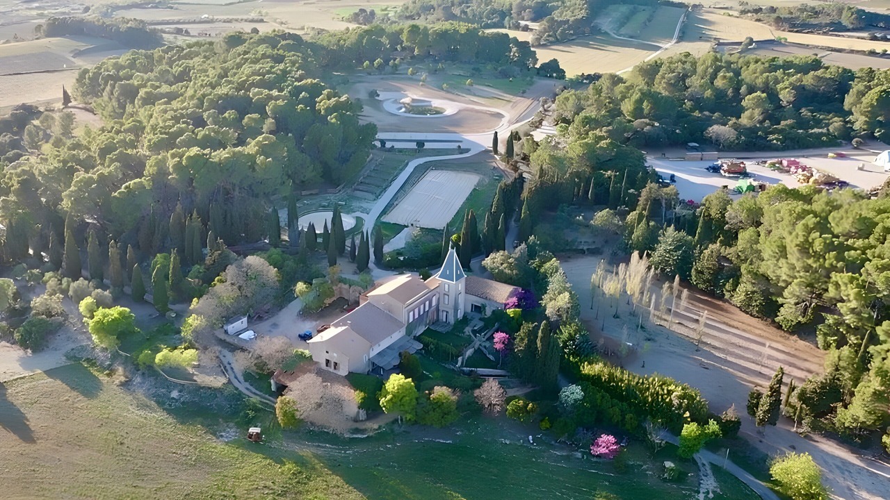 Photo of Outdoor in Quarante