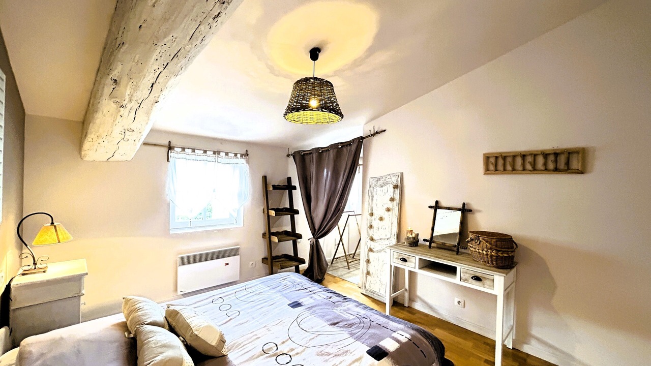 Photo of Bedroom in Quarante