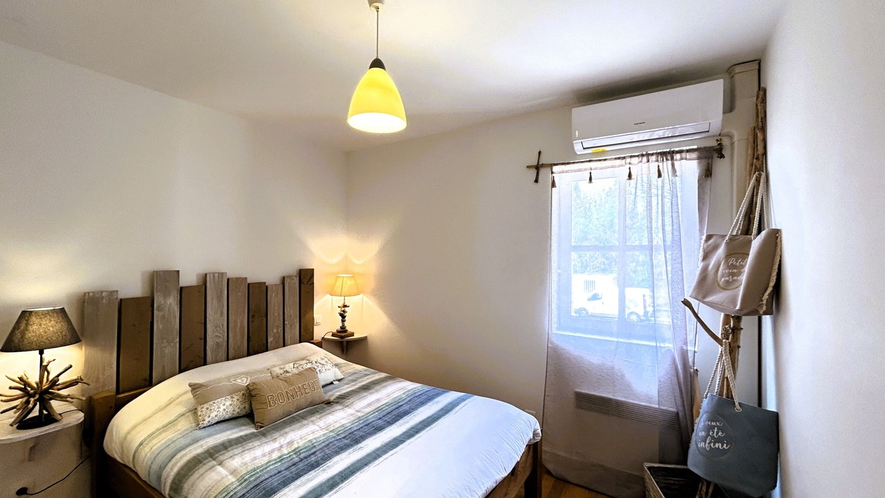 Photo of Bedroom in Quarante