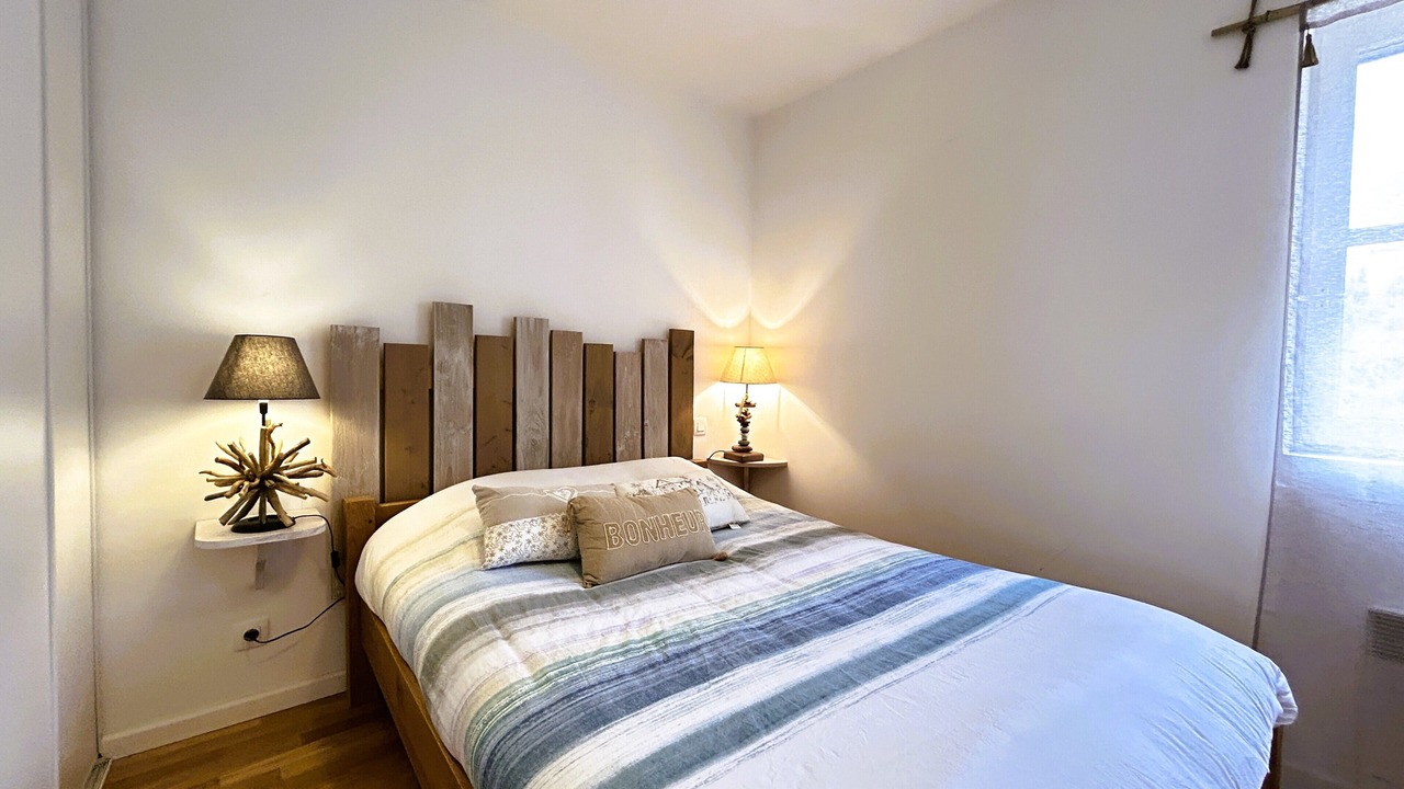 Photo of Bedroom in Quarante