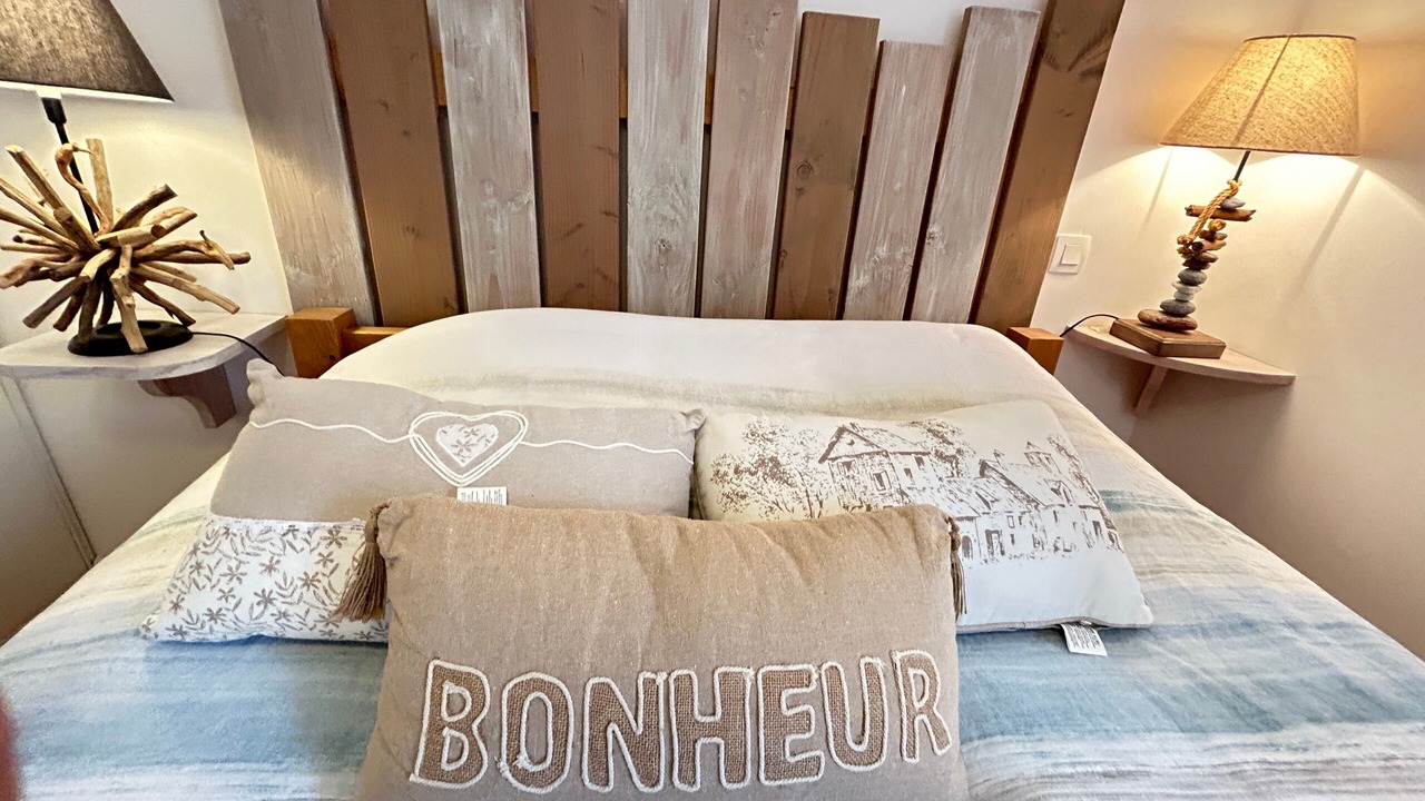 Photo of Bedroom in Quarante
