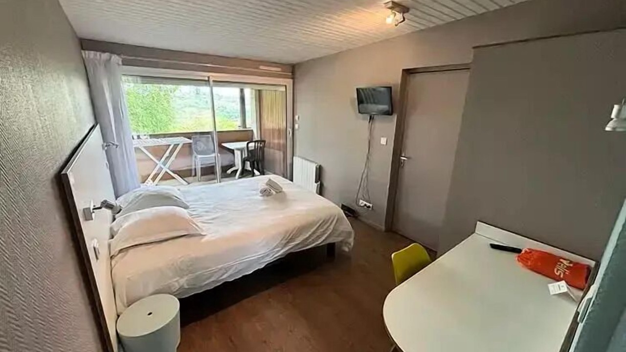 Photo of Bedroom in Parent