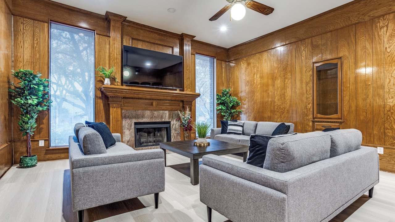 Photo of Livingroom in Garland