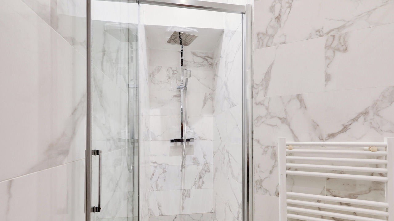 Photo of Bathroom in 8th Arrondissement