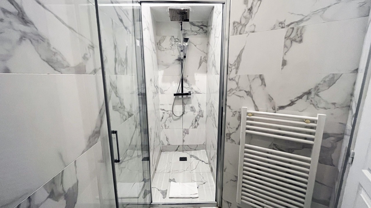 Photo of Bathroom in 8th Arrondissement