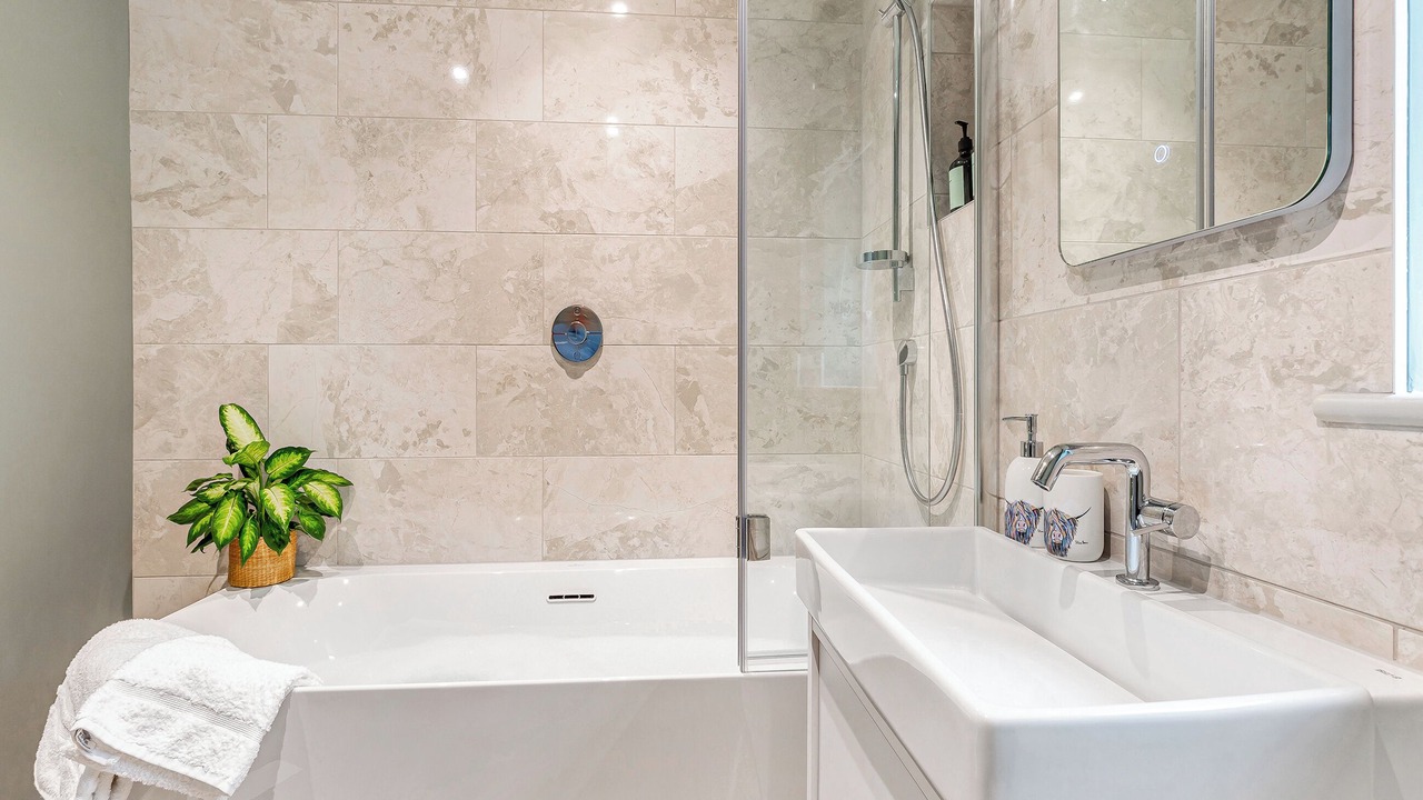 Photo of Bathroom in Congerstone