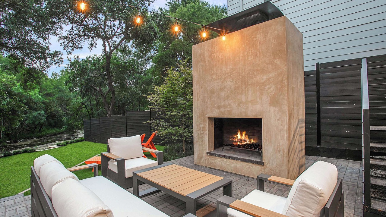 Photo of Outdoor in South Lamar