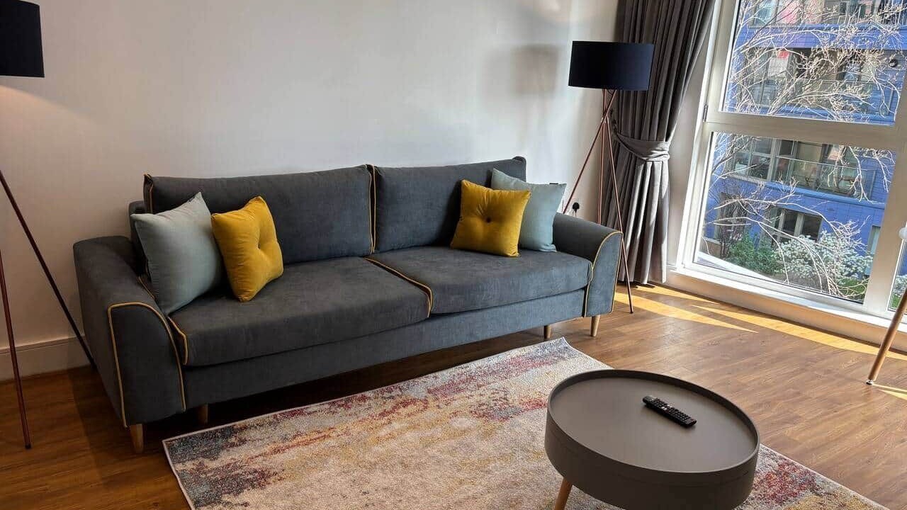 Photo of Livingroom in Highbury West