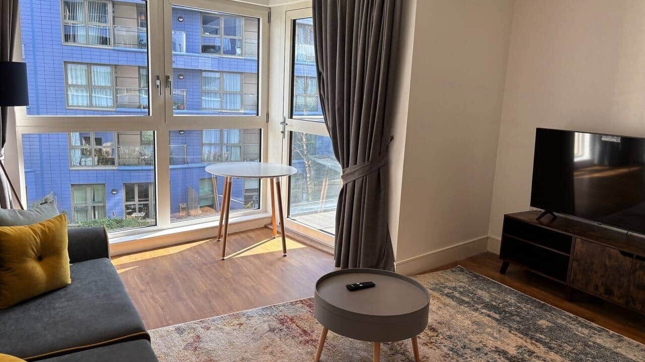 Photo of Livingroom in Highbury West