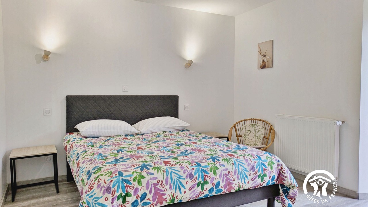 Photo of Bedroom in Saint-Michel-de-la-Roe