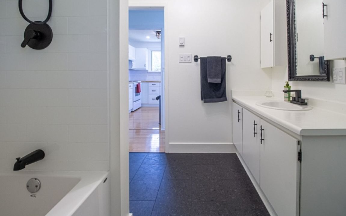 Photo of Bathroom in Scugog