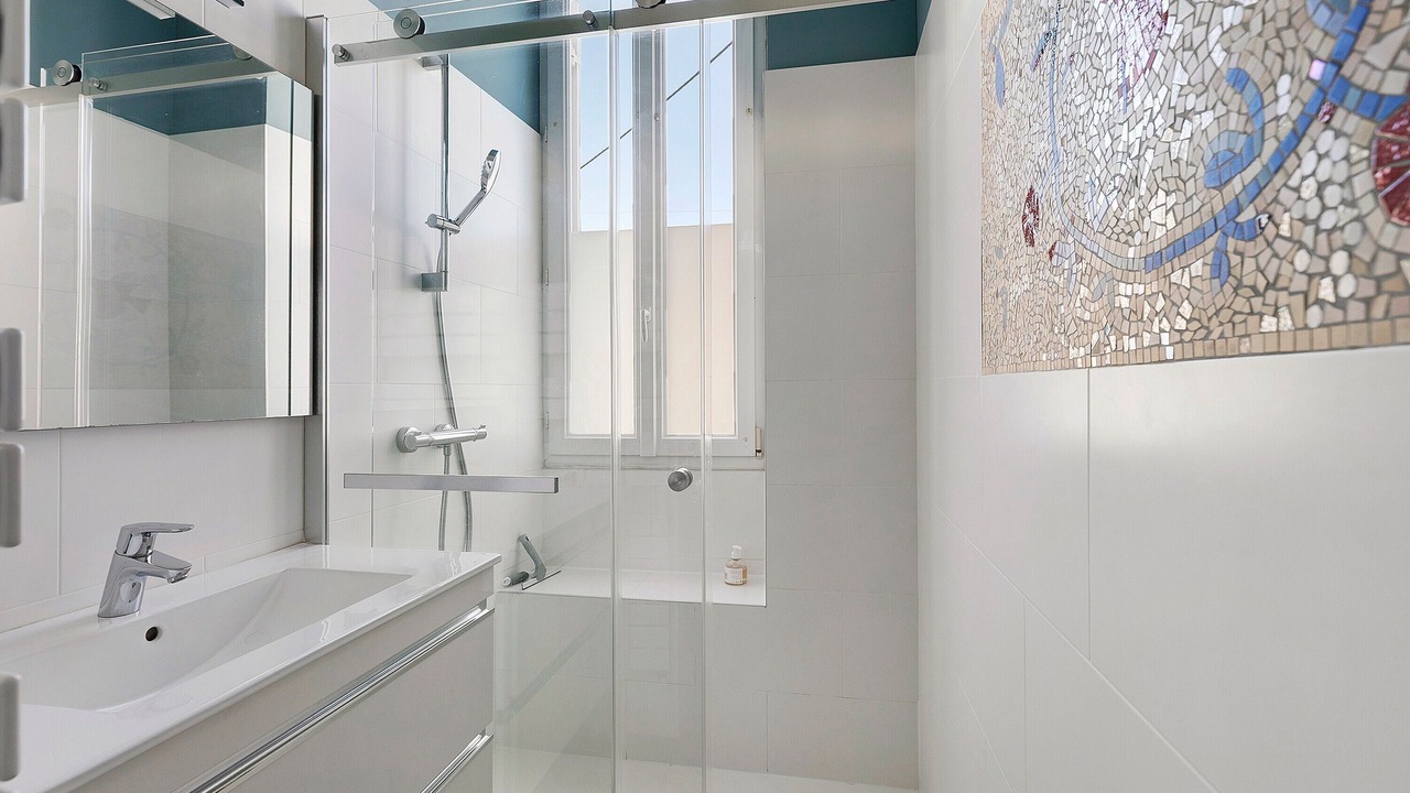 Photo of Bathroom in Madeleine - Saint-Leonard