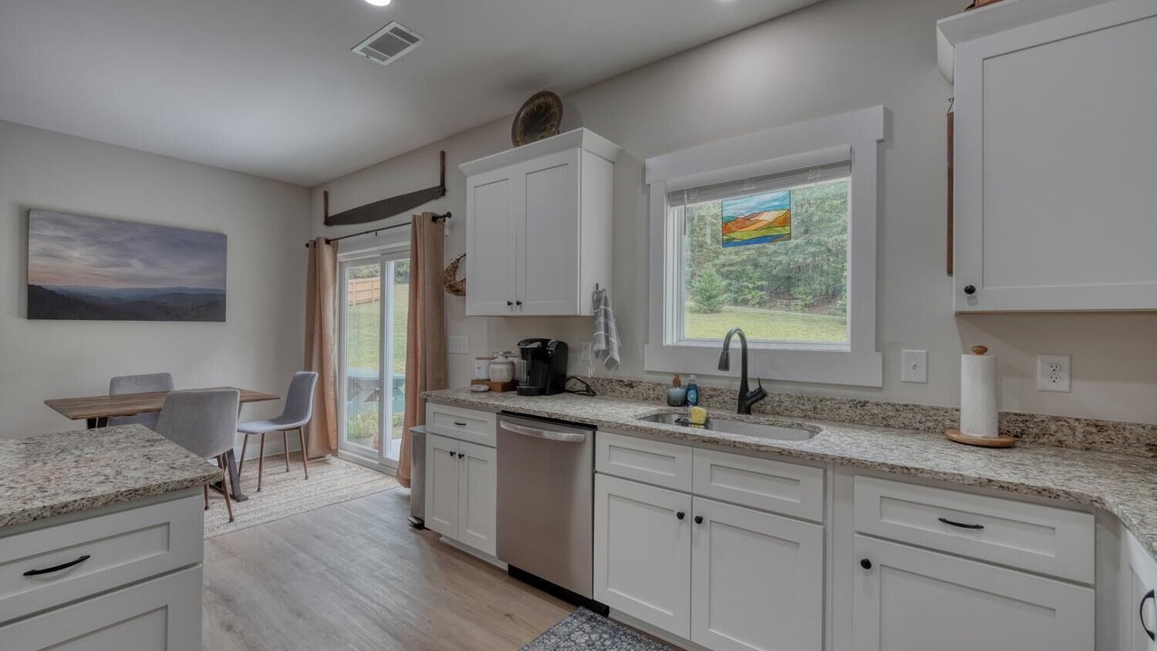 Photo of Kitchen in Dahlonega