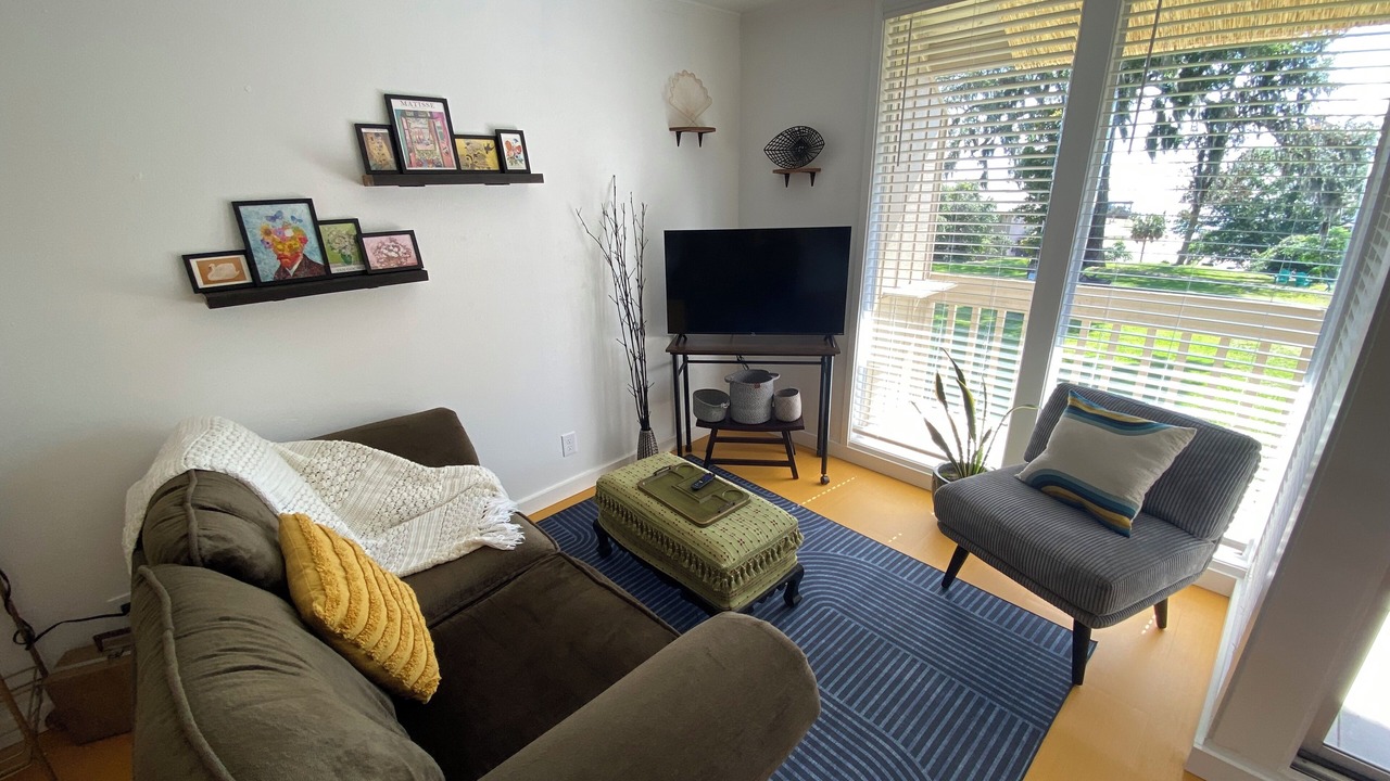 Photo of Livingroom in Daphne