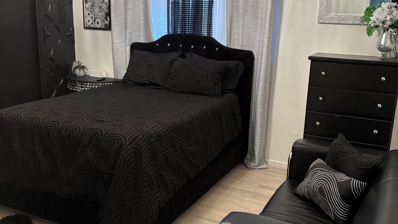 Photo of Bedroom in Warren
