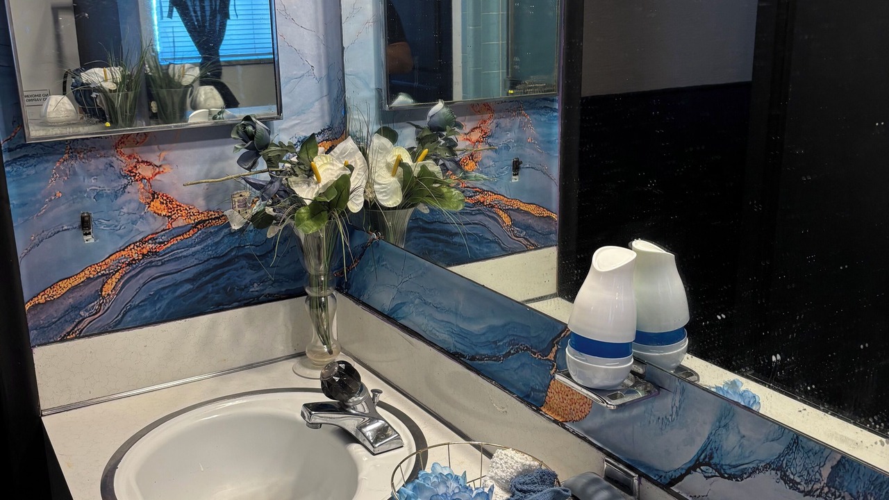 Photo of Bathroom in Warren