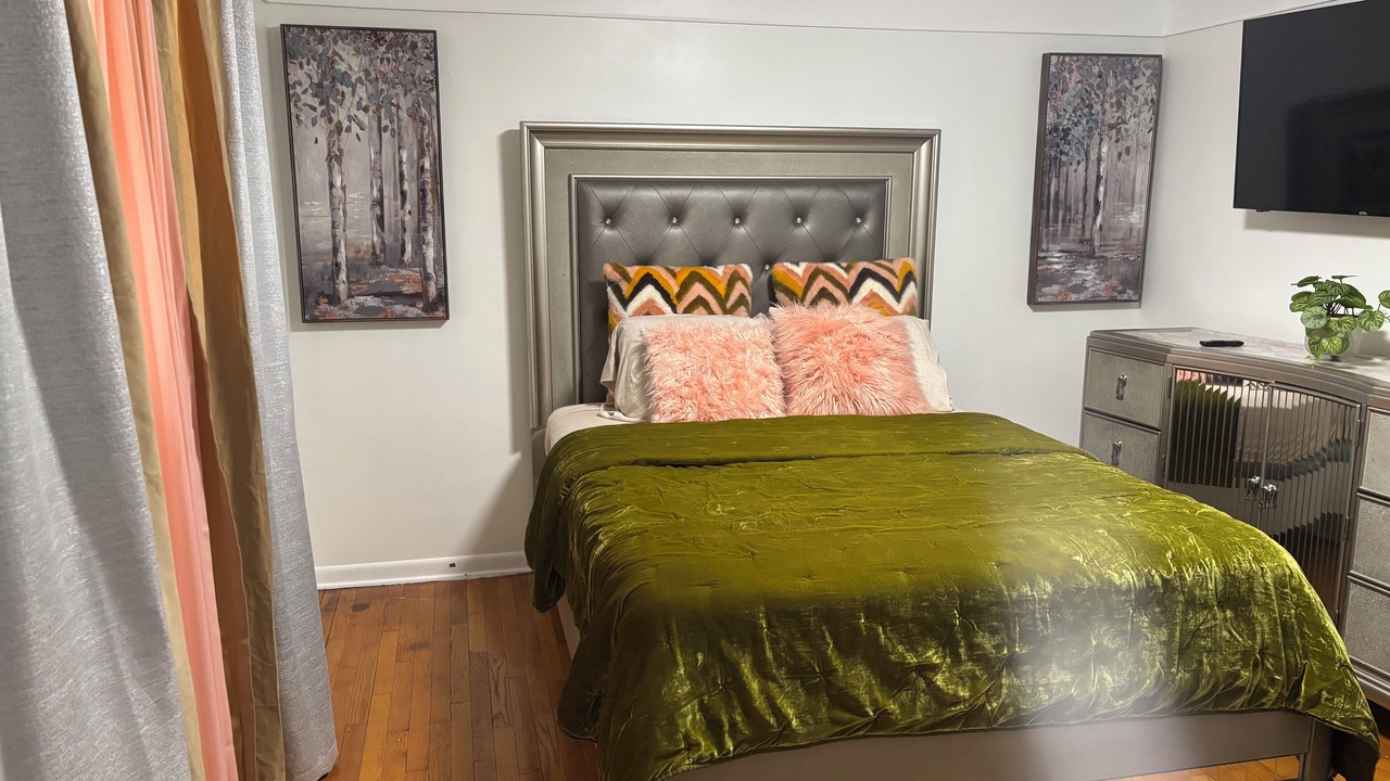 Photo of Bedroom in Warren