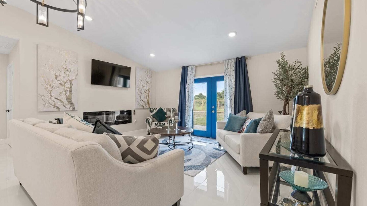 Photo of Livingroom in Flour Bluff