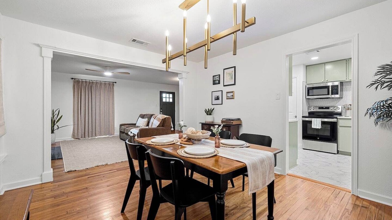 Photo of Bedroom in Bay Area