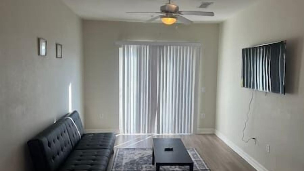 Photo of Livingroom in North Buttercup Creek