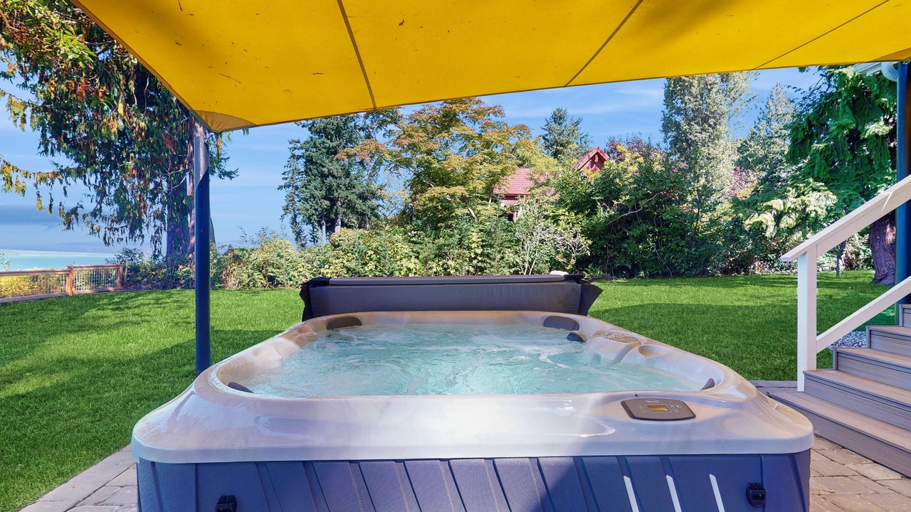 Photo of Outdoor in Kingston