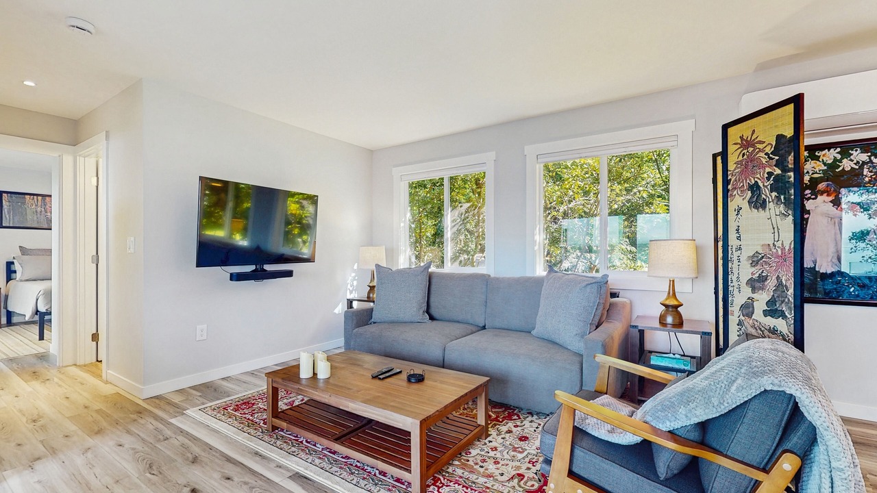 Photo of Livingroom in Kingston