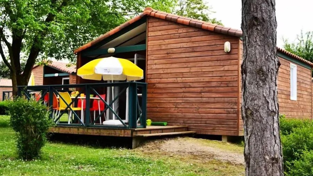 Photo of Patio Balcony in La Bussiere