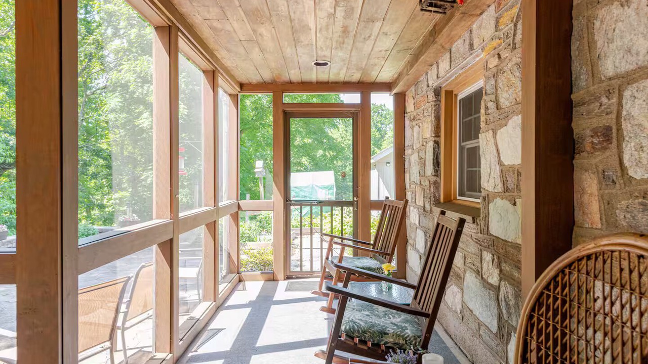 Photo of Patio Balcony in Hatfield