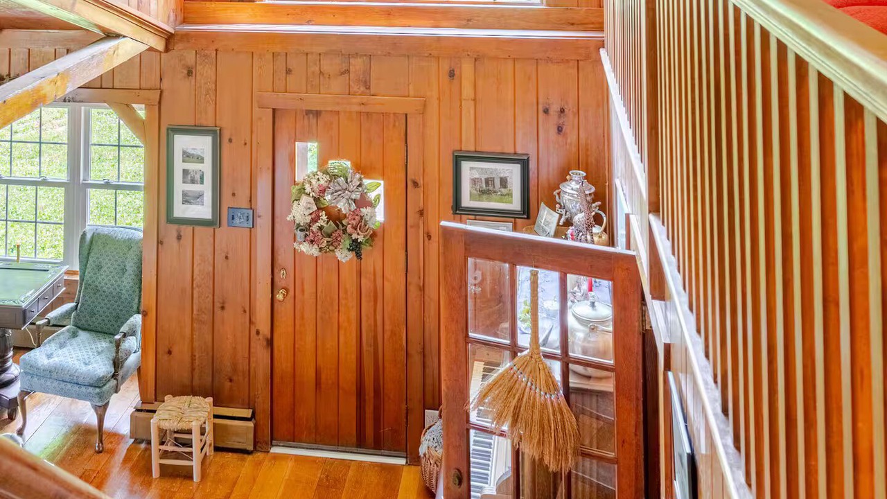 Photo of Others in Hatfield