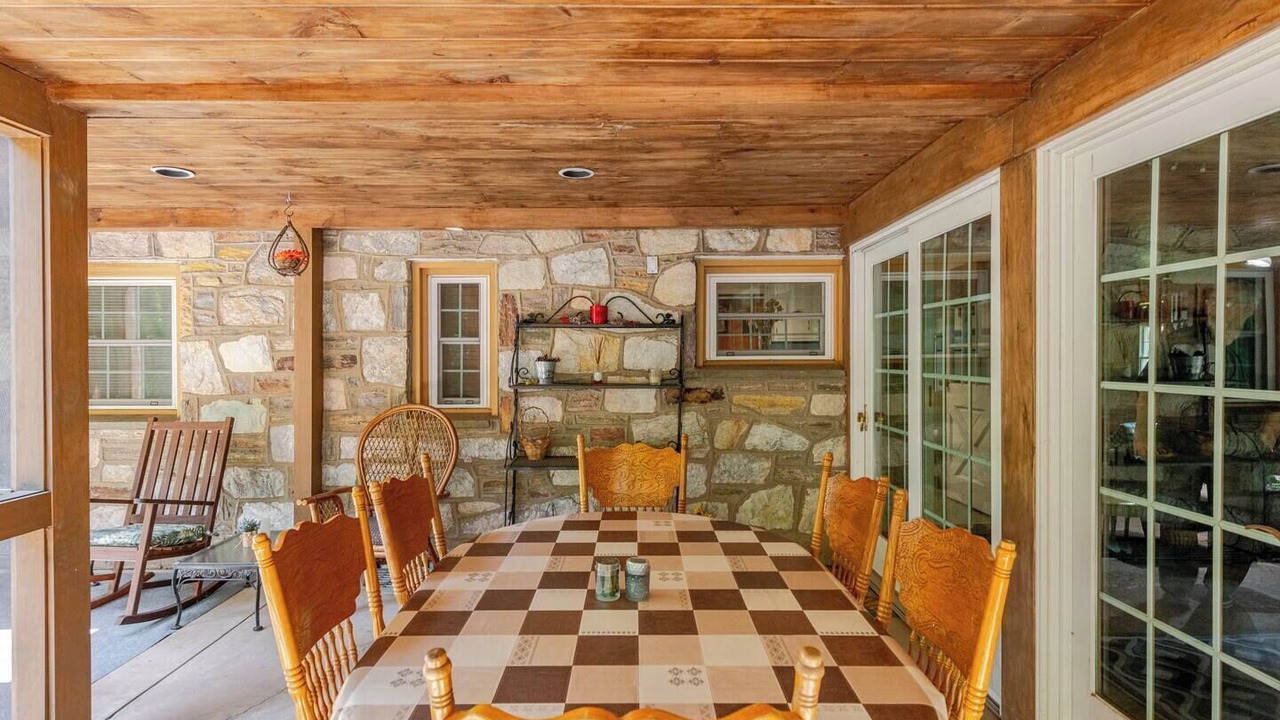 Photo of Others in Hatfield