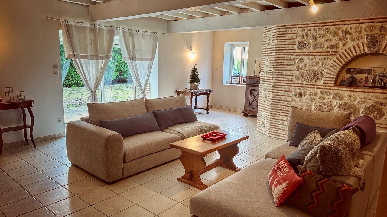 Photo of Livingroom in Aiguillon